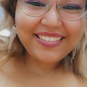 Meet your Posher, Dolly